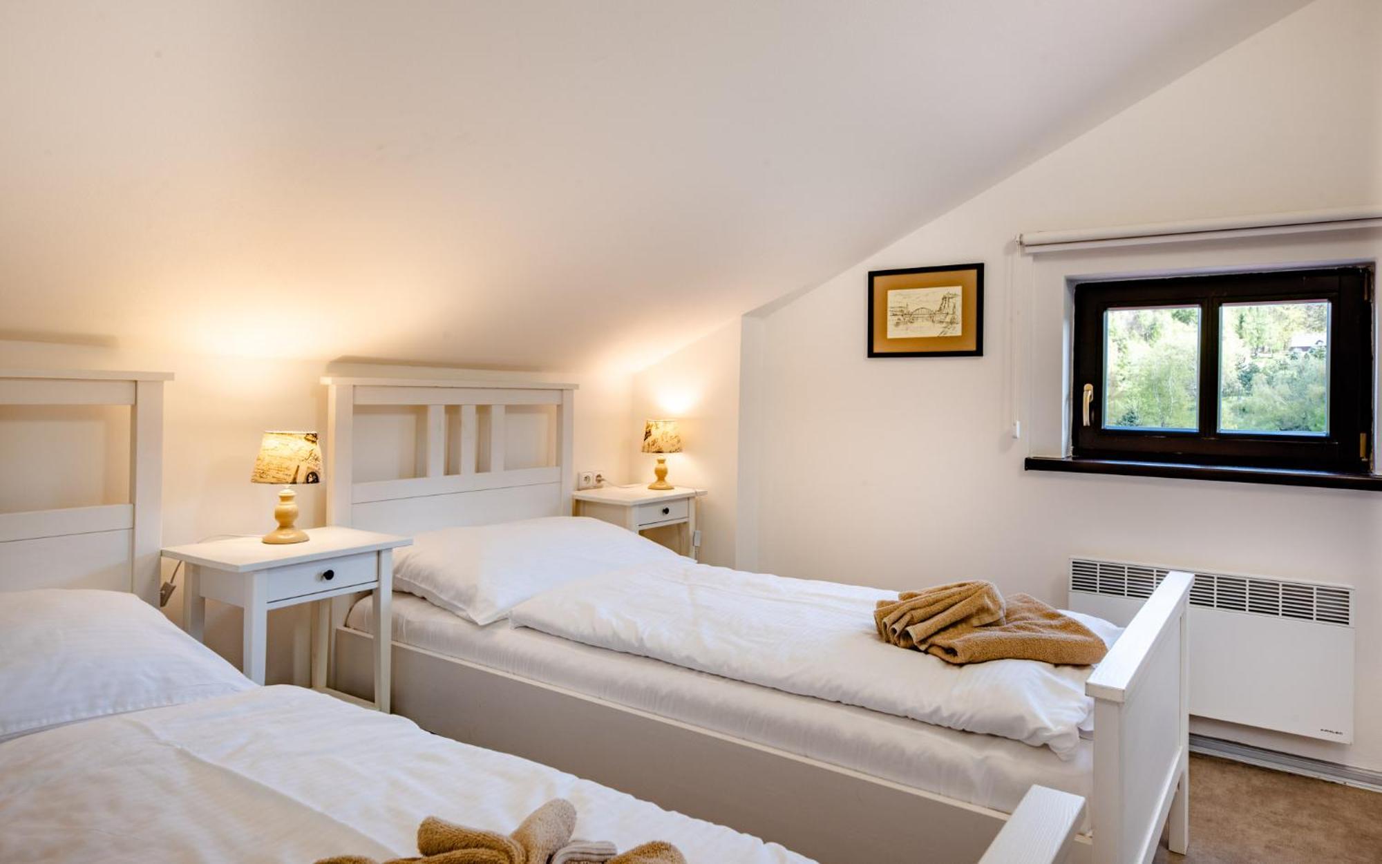 Hotel Svycarsky Dum Sneznik Room photo